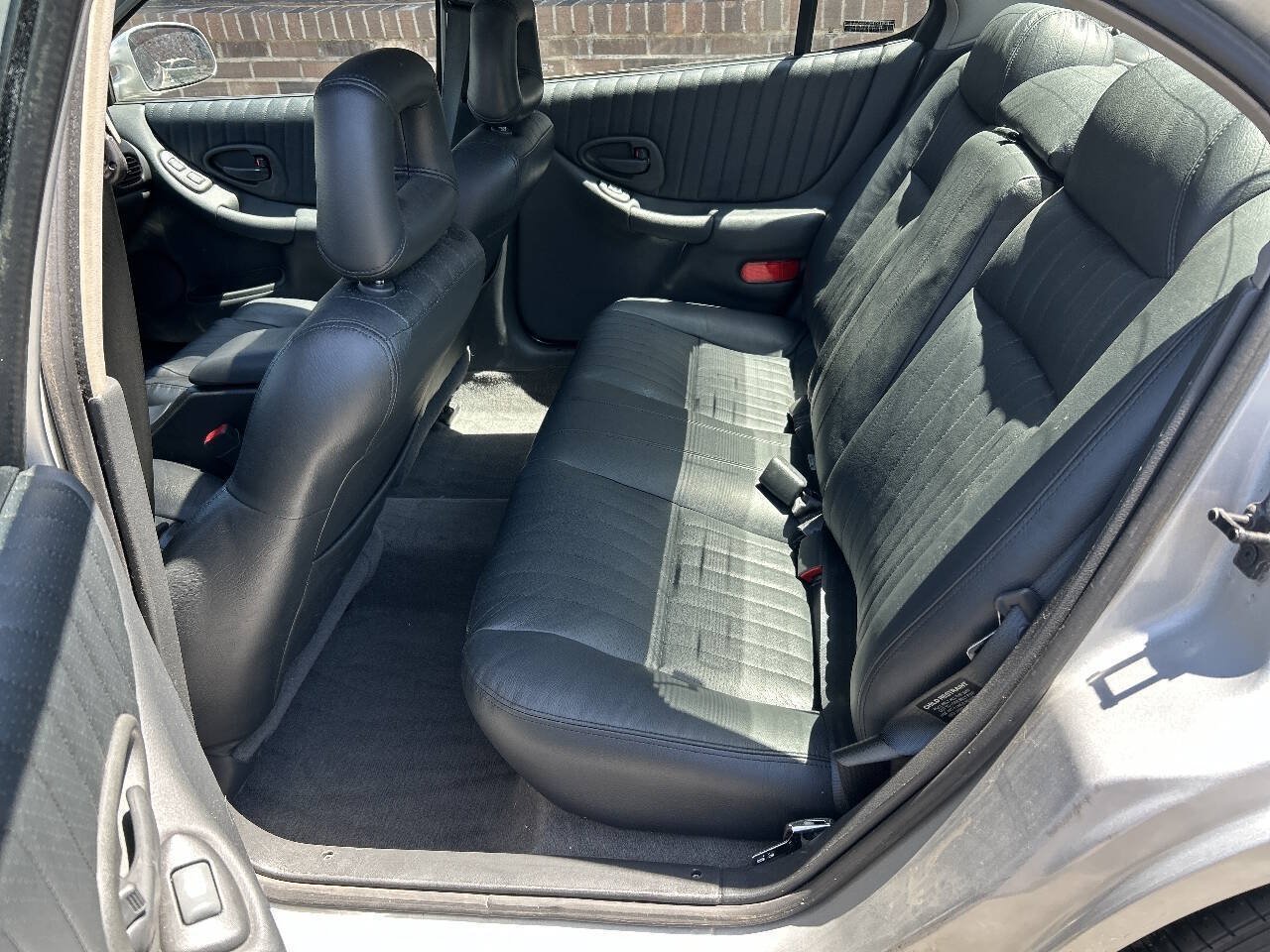 Used 2001 Pontiac Grand Prix GT w/ Opt Pkg 3 FWD image 16