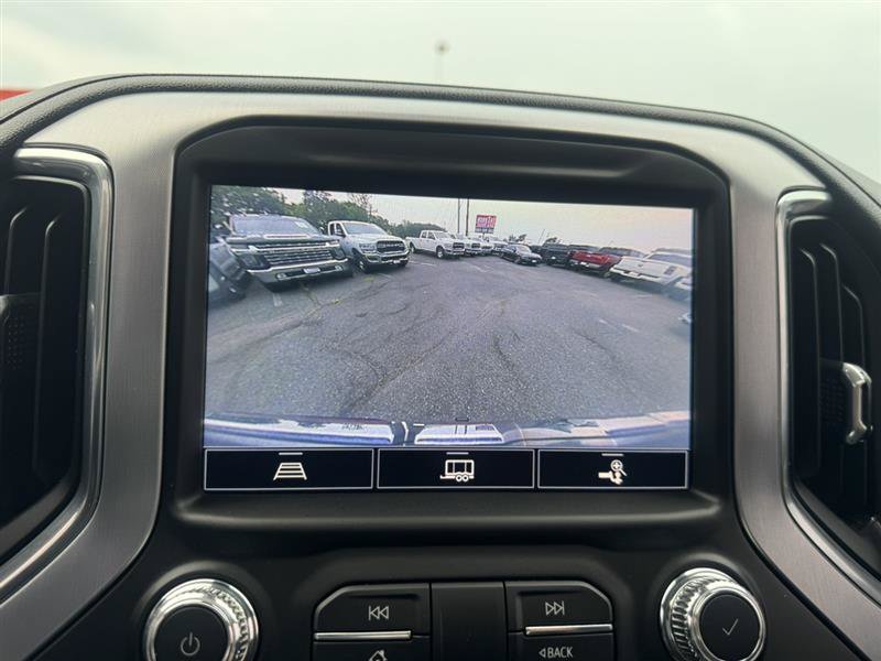 Used 2022 GMC Sierra 1500 SLT AWD/4WD image 38