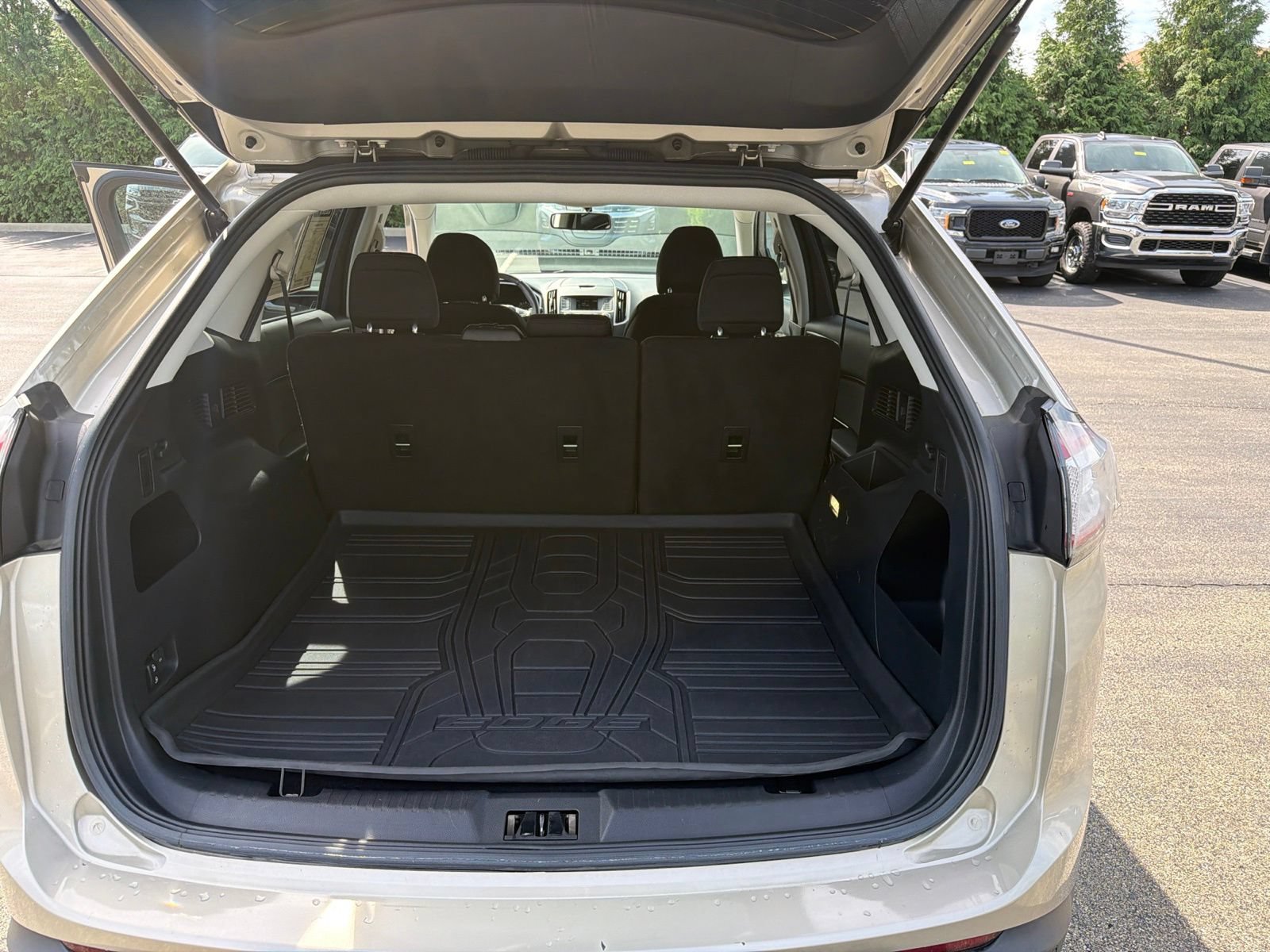 Used 2017 Ford Edge SEL AWD/4WD image 34