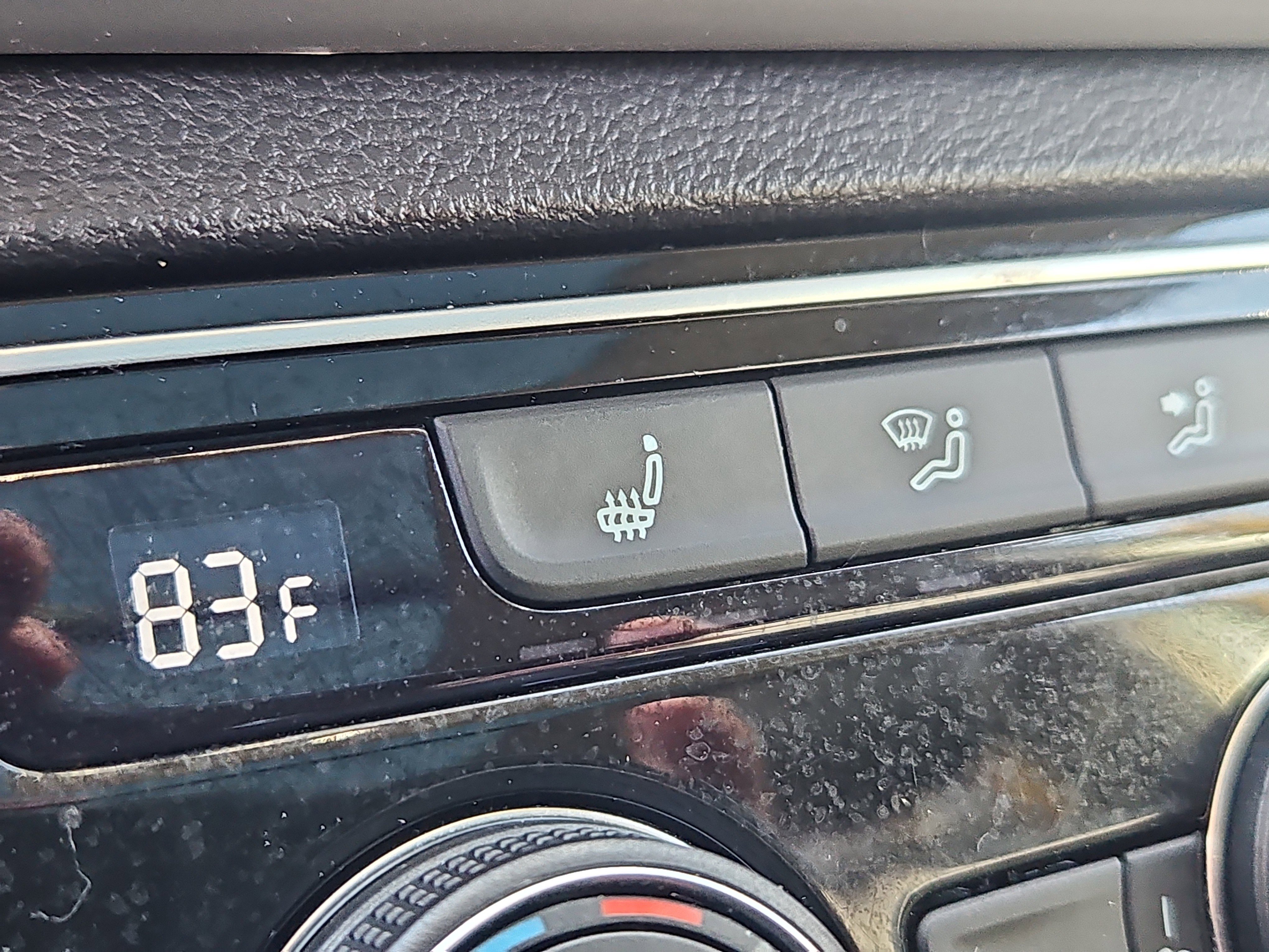 Certified 2022 Volkswagen Atlas SE image 11