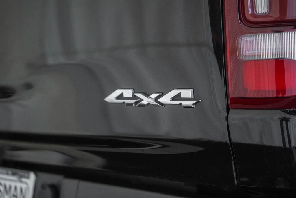 Used 2022 RAM 1500 Laramie AWD/4WD image 10