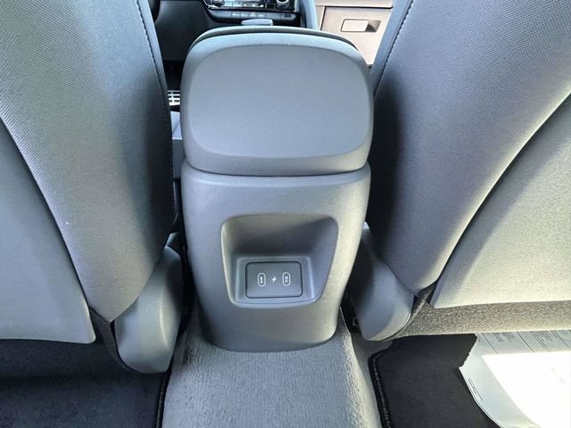Used 2026 Hyundai Elantra Sport FWD image 11