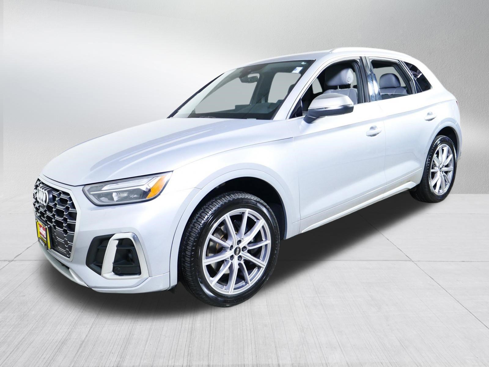Used 2022 Audi SQ5 Premium Plus AWD/4WD image 3