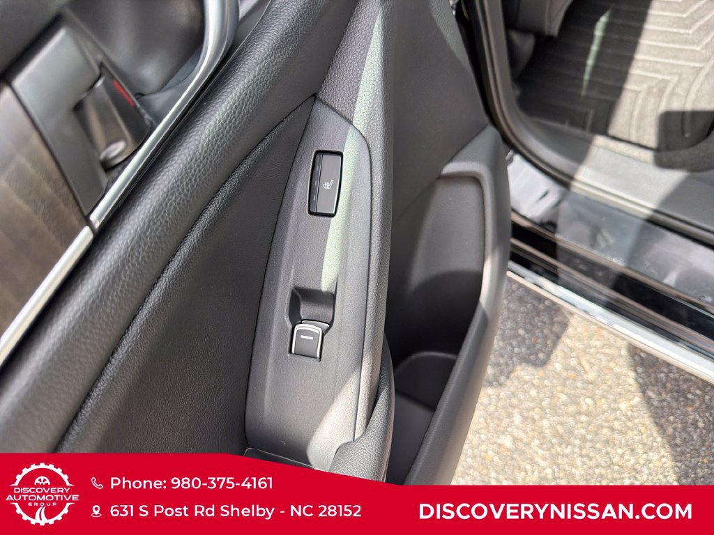 Used 2020 Honda Accord Touring image 31