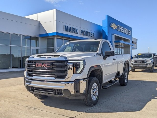 New 2025 GMC Sierra 2500 Pro w/ Convenience Package