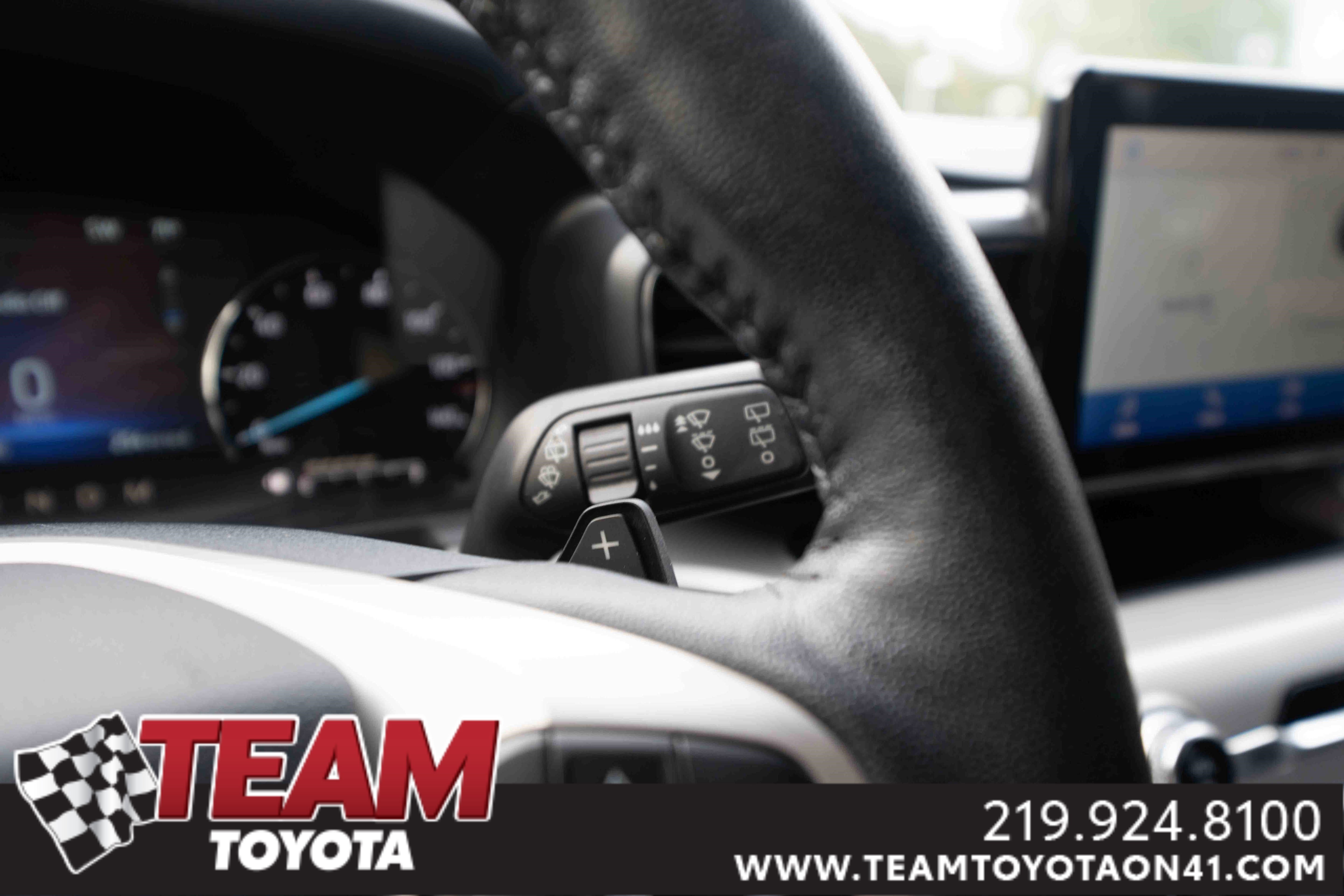 Used 2020 Ford Explorer XLT w/ Equipment Group 202A image 14