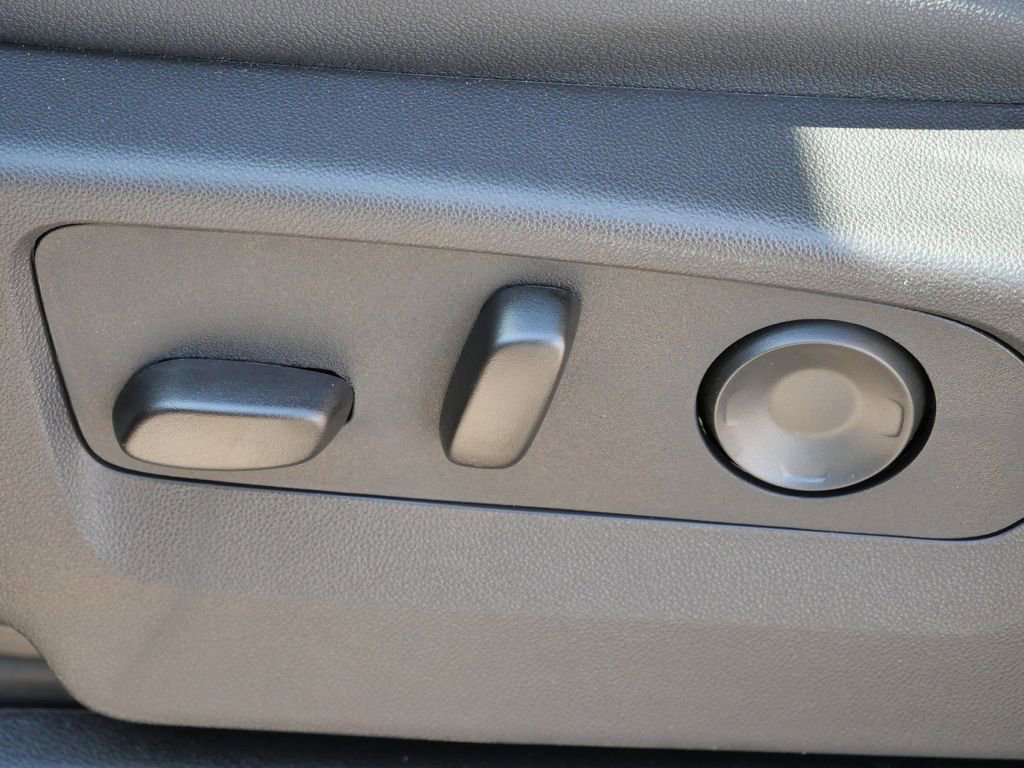 New 2026 GMC Yukon XL Elevation w/ Elevation Premium Package AWD/4WD image 45