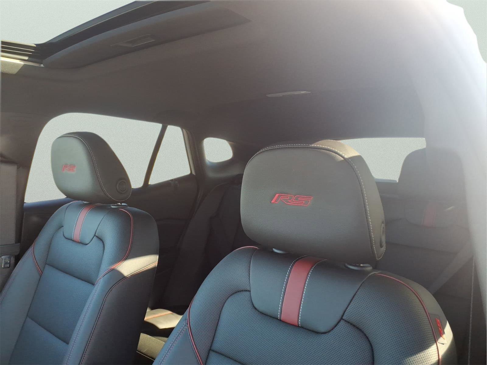 New 2026 Chevrolet Trax RS w/ Sunroof Package image 17