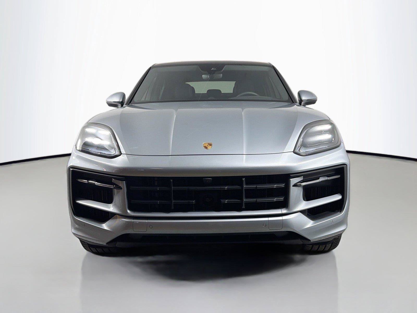 Certified 2025 Porsche Cayenne Coupe AWD/4WD image 10