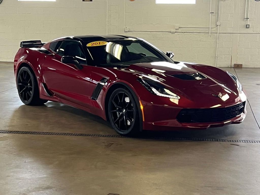 Used 2015 Chevrolet Corvette Z06 w/ 3LZ Preferred Equipment Group RWD image 7