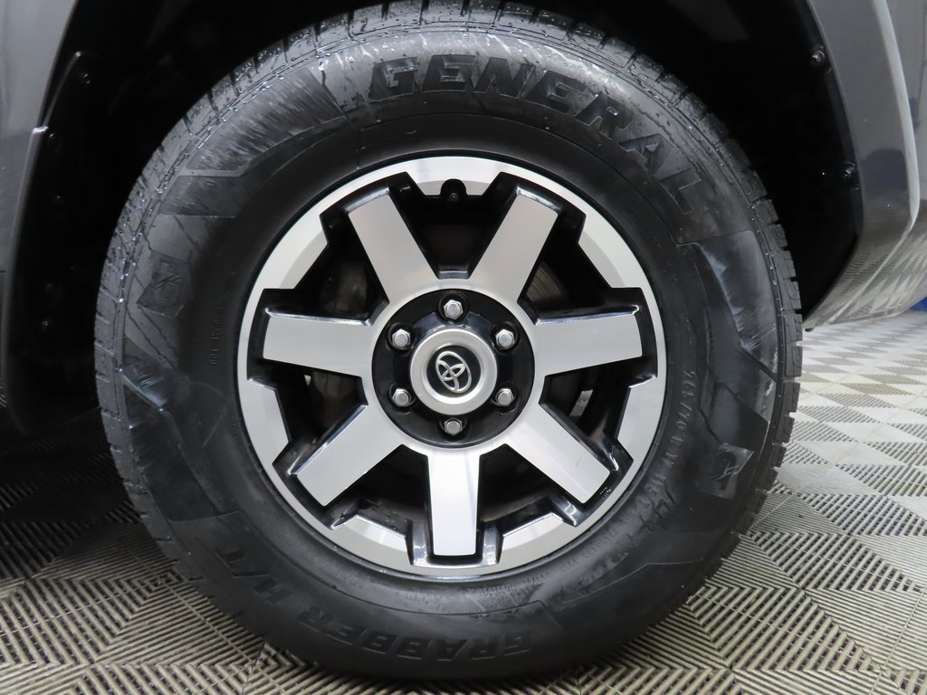 Used 2023 Toyota 4Runner TRD Off-Road Premium image 8