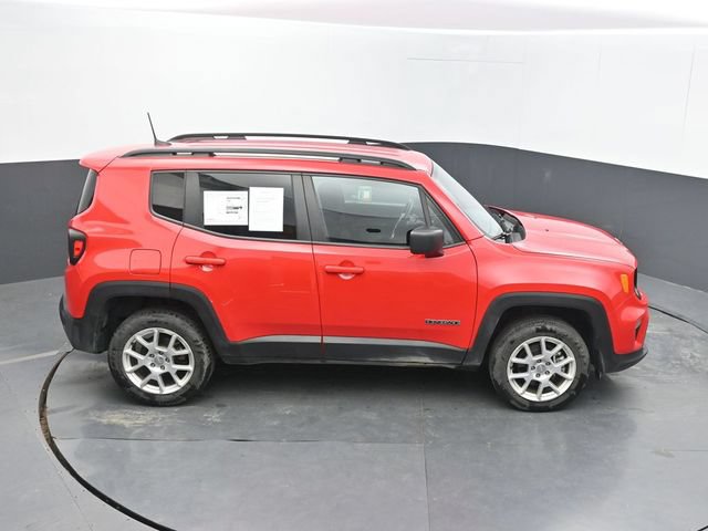 Used 2023 Jeep Renegade Latitude w/ Premium Group AWD/4WD image 51