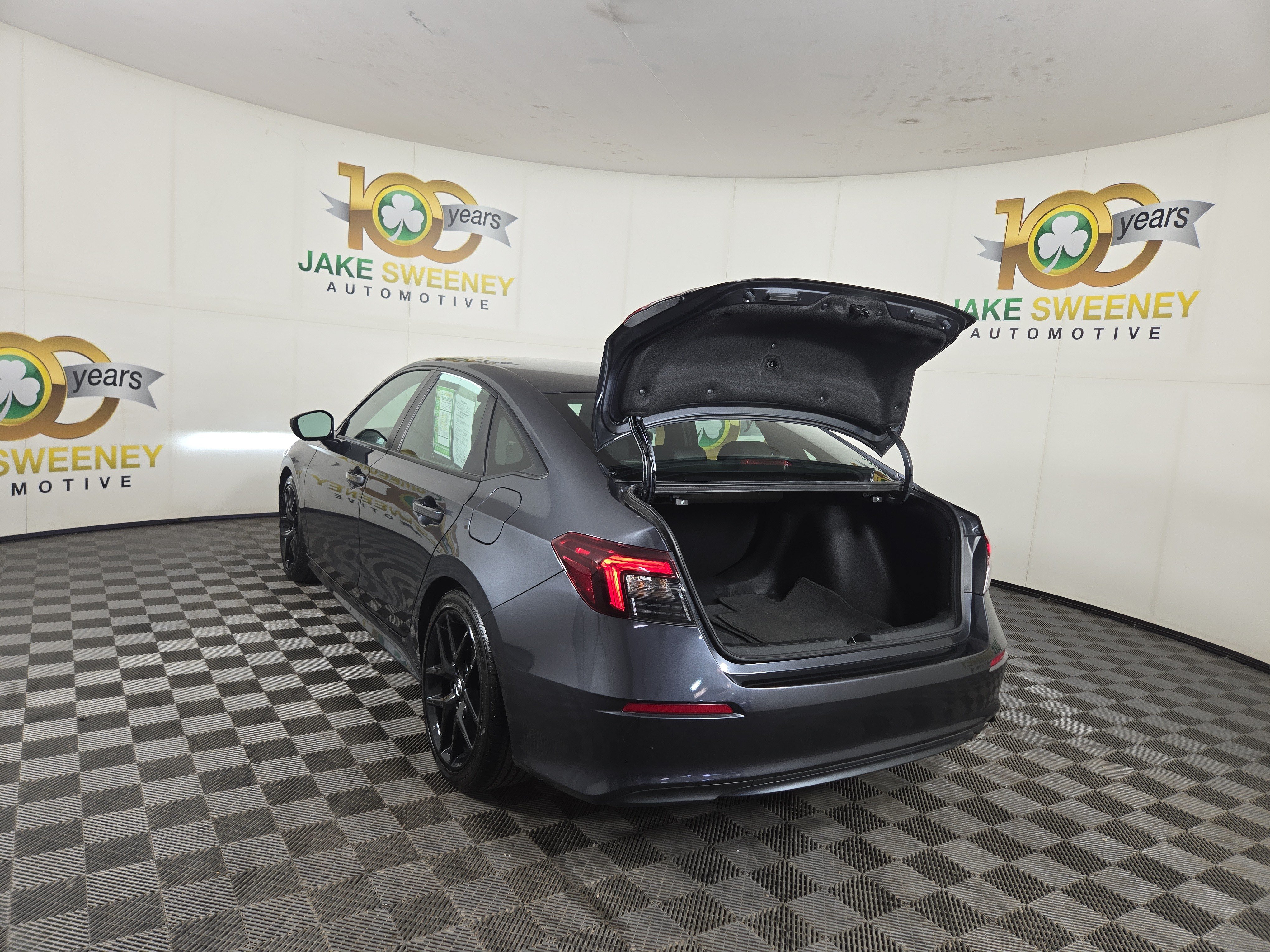 Used 2025 Honda Civic Sport image 31
