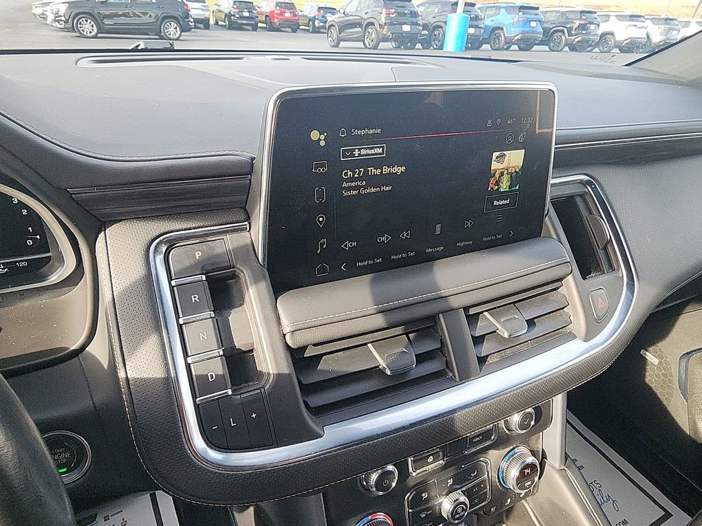 Used 2022 GMC Yukon SLT w/ SLT Luxury Package image 16