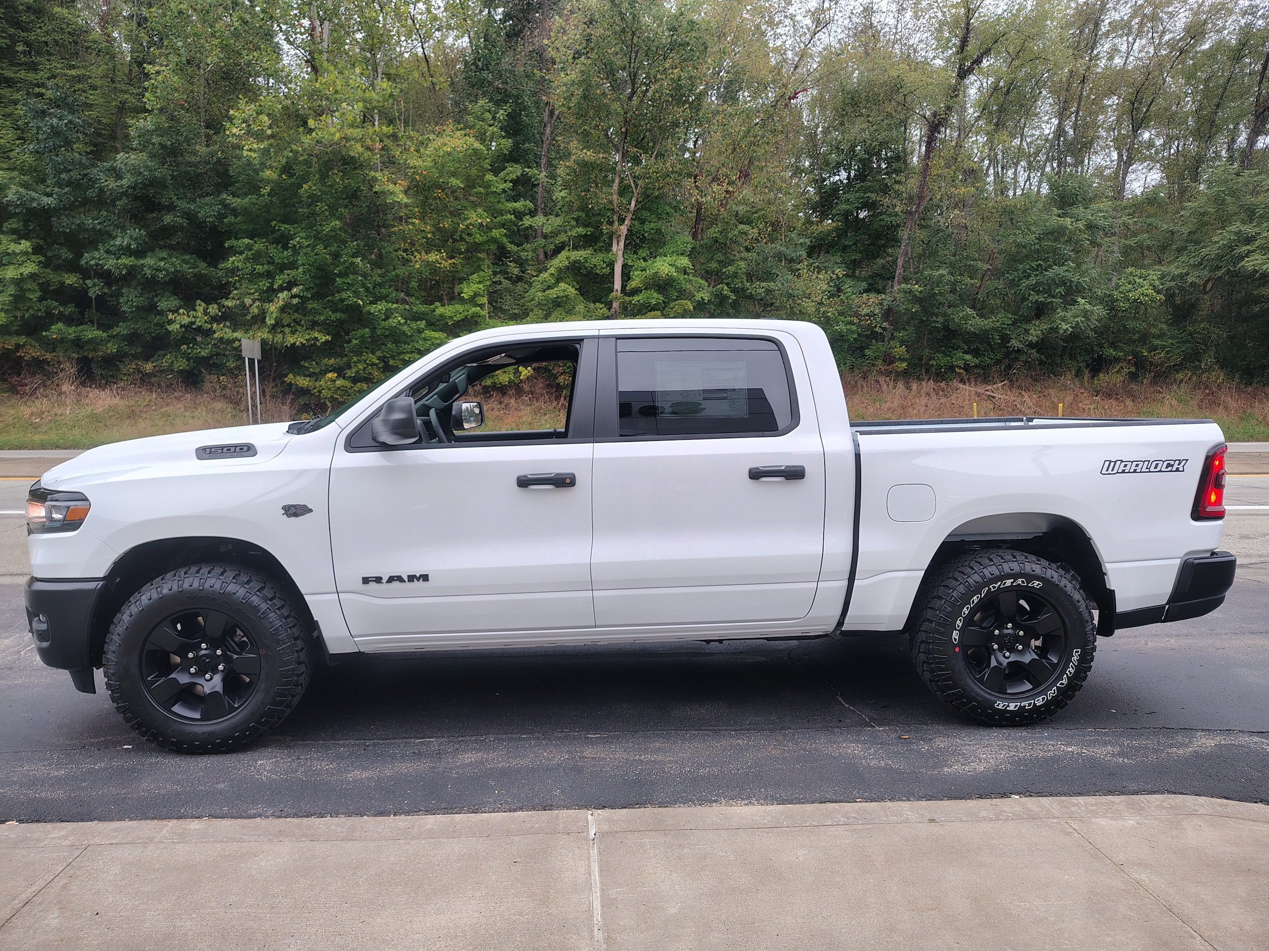 New 2027 RAM 1500 Warlock AWD/4WD image 6
