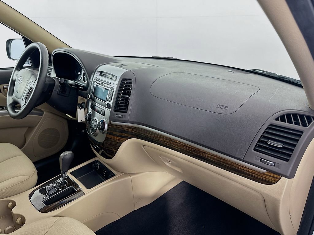 Used 2012 Hyundai Santa Fe GLS image 27