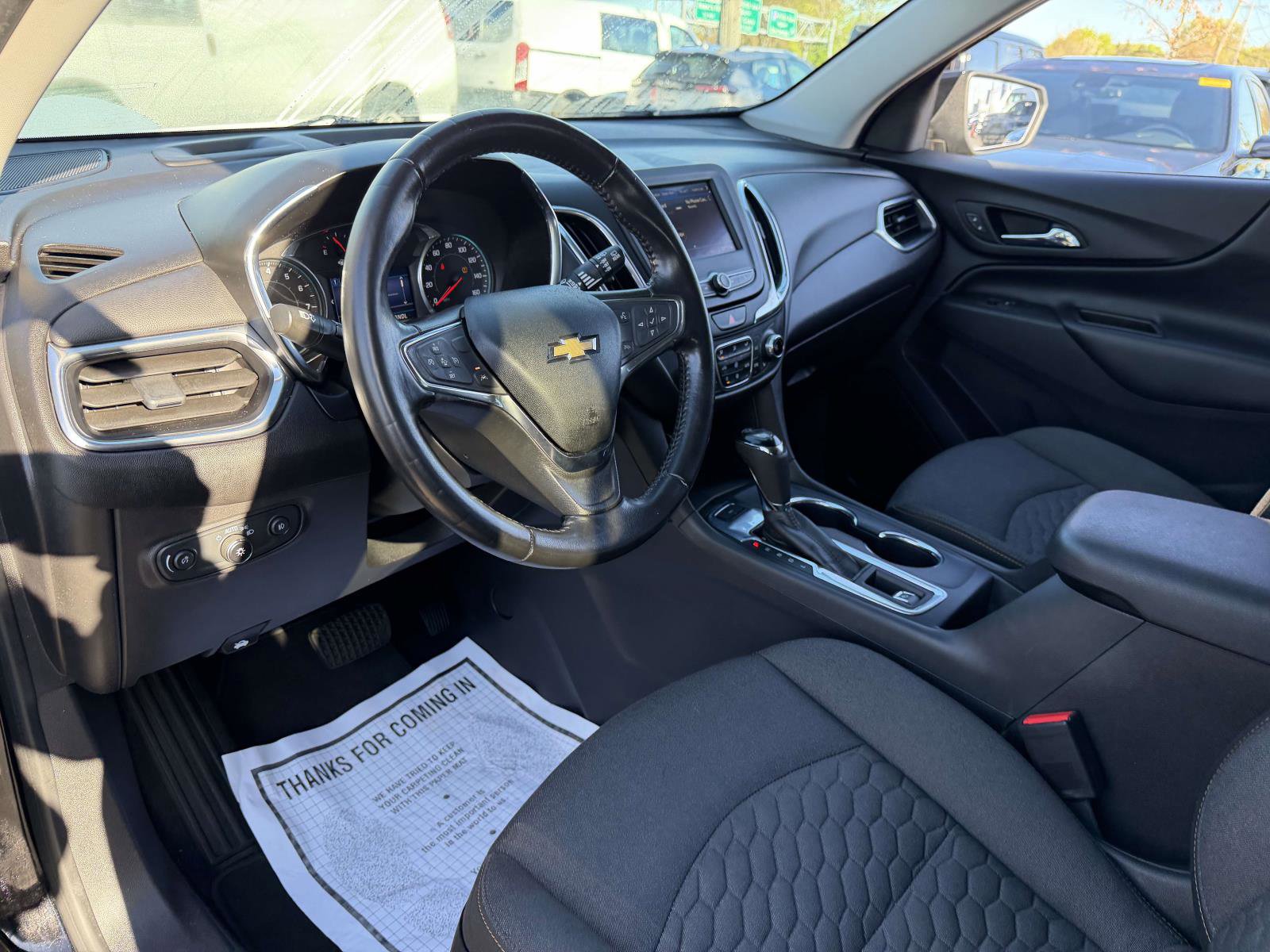 Used 2020 Chevrolet Equinox LT AWD/4WD image 11