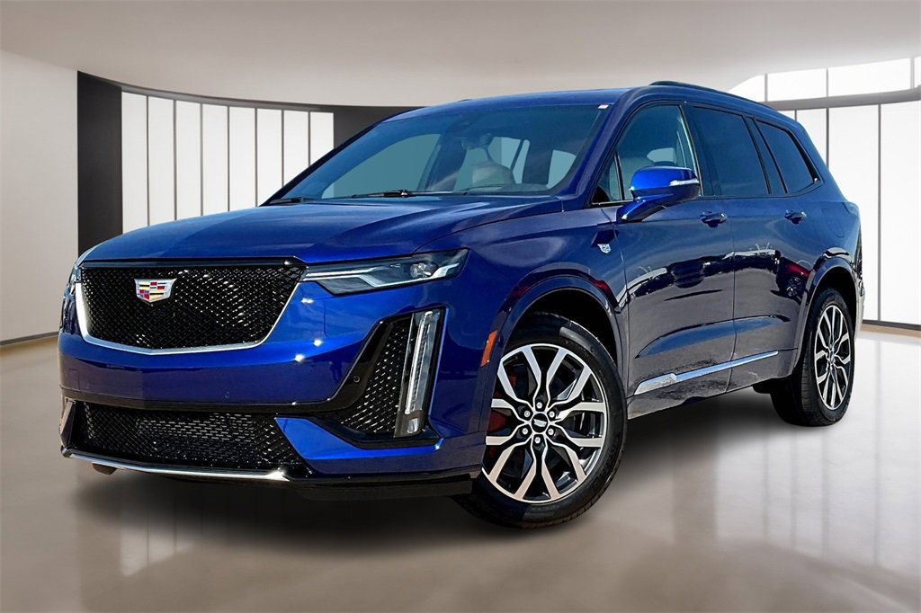 New 2025 Cadillac XT6 Sport w/ Technology Package
