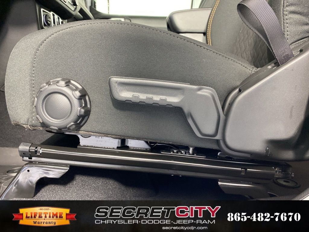 New 2026 Jeep Gladiator Mojave image 14