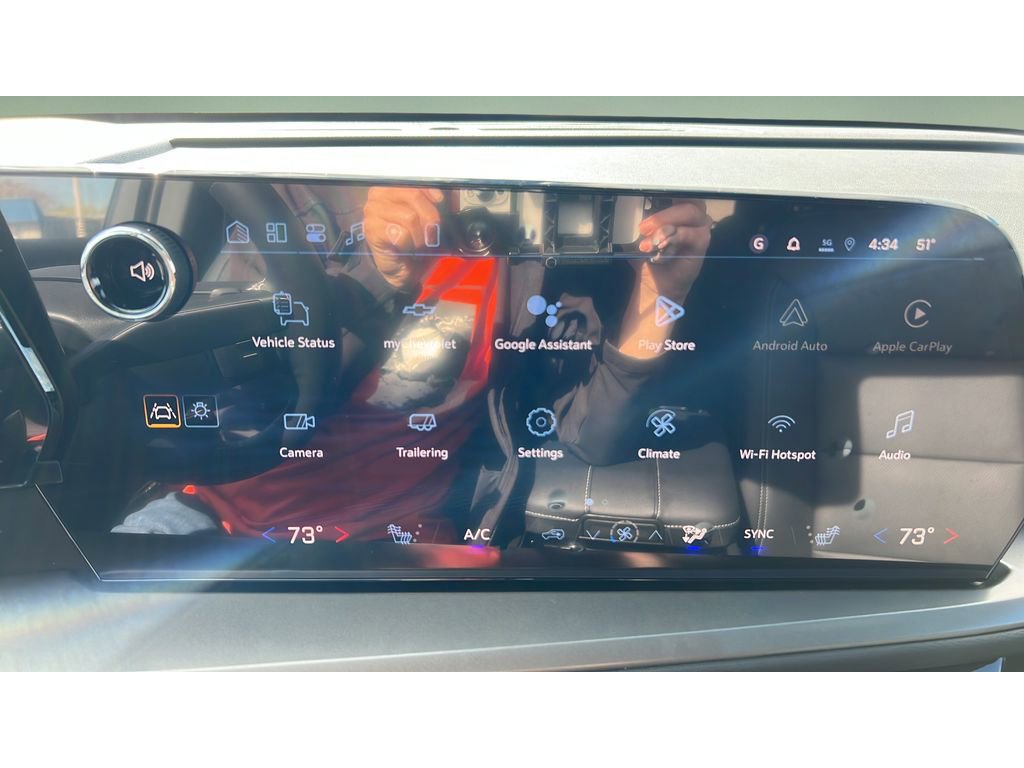 New 2026 Chevrolet Traverse LT w/ Driver Confidence Package AWD/4WD image 18