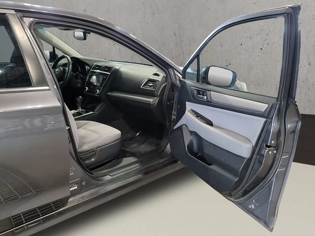 Used 2018 Subaru Legacy 2.5i Premium AWD/4WD image 38