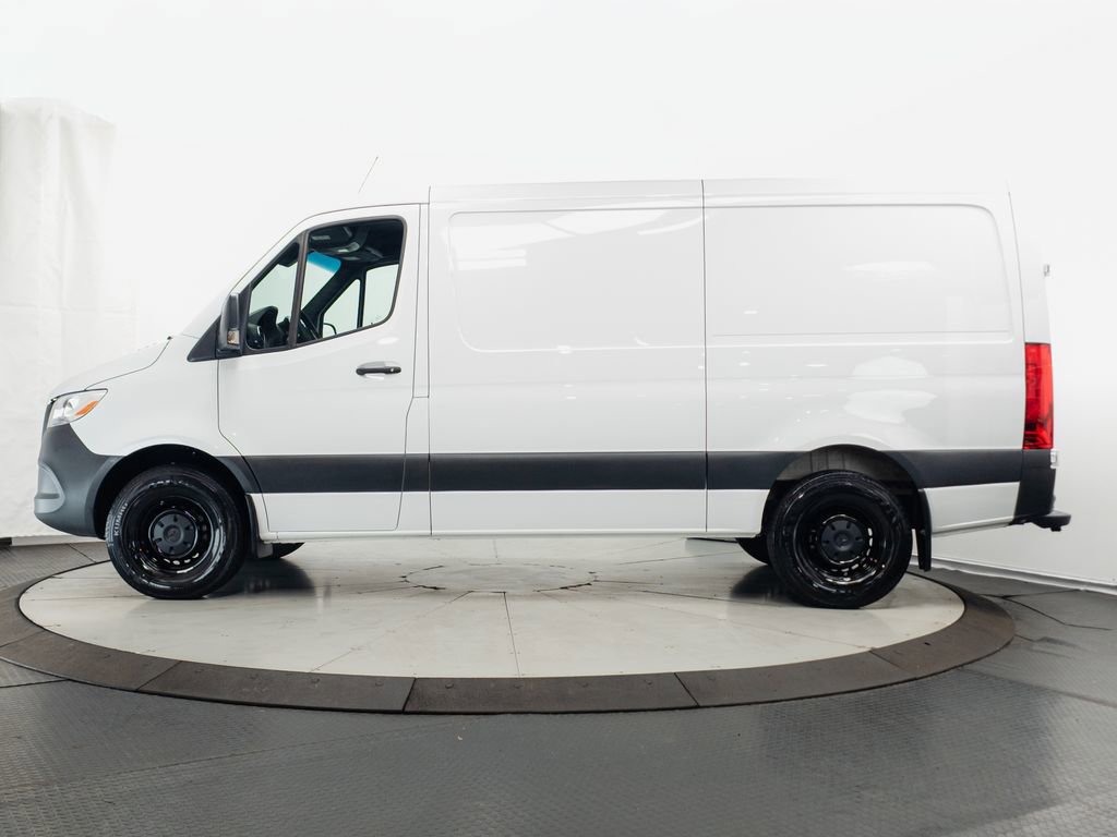 Used 2026 Mercedes-Benz Sprinter 2500 image 4