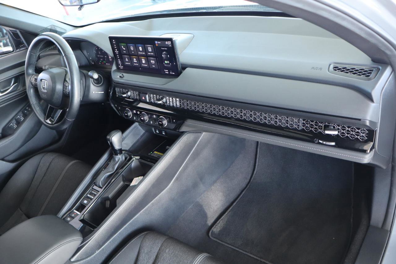 Used 2025 Honda Accord Sport image 42