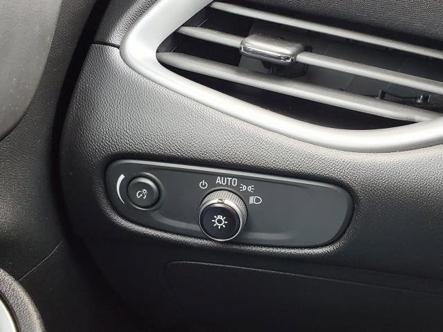 Used 2023 Chevrolet Malibu LT image 13