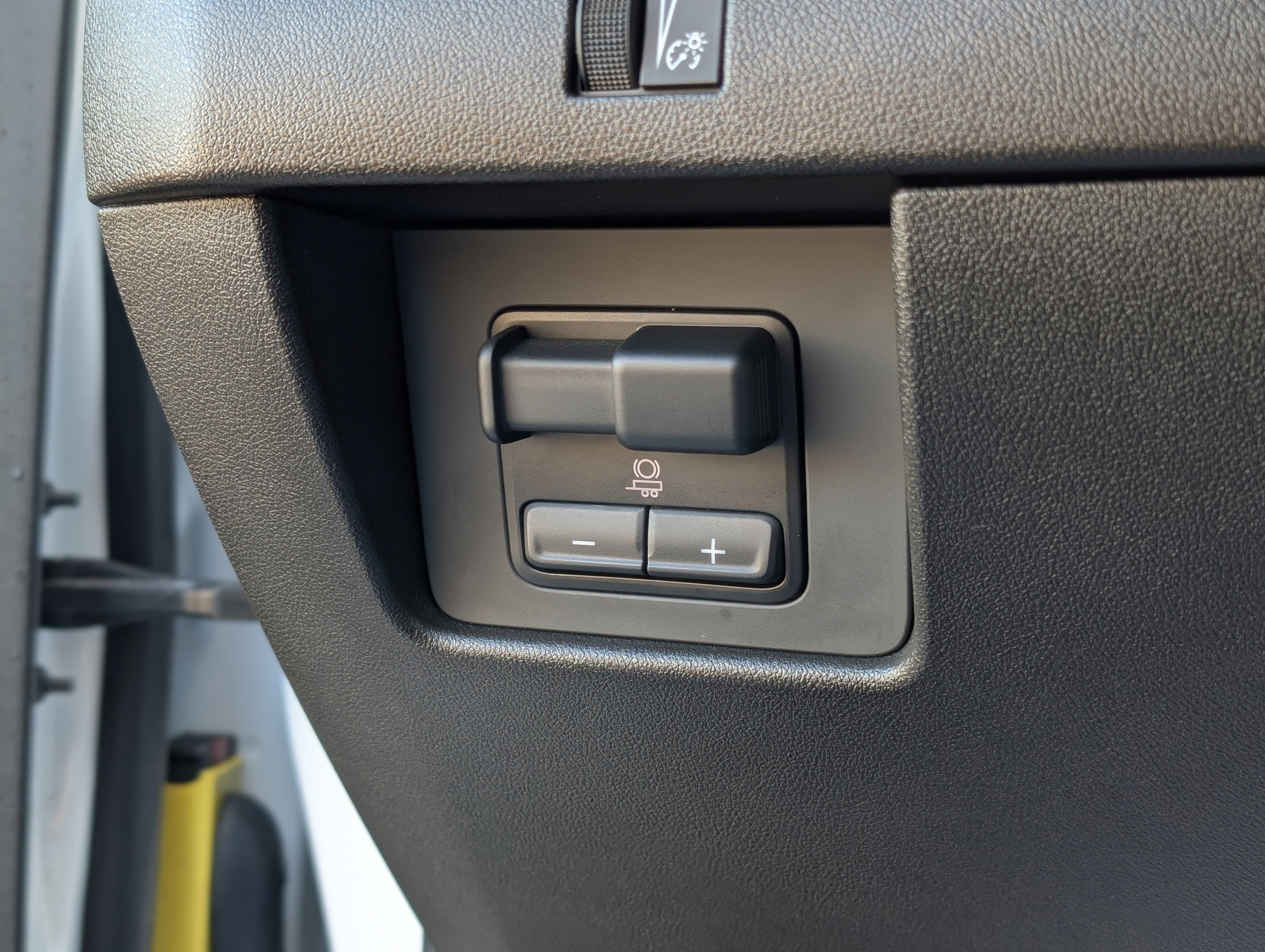 Used 2024 Chevrolet Colorado Trail Boss w/ Advanced Trailering Package image 26