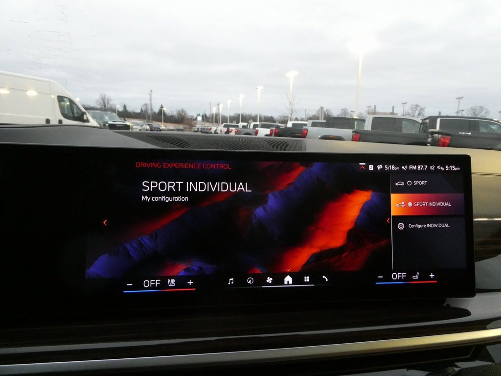 Used 2026 BMW X7 xDrive40i image 46