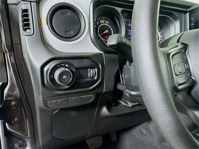 Used 2025 Jeep Wrangler Sport image 15