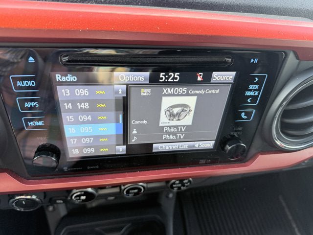 Used 2018 Toyota Tacoma TRD Sport w/ Technology Package AWD/4WD image 14