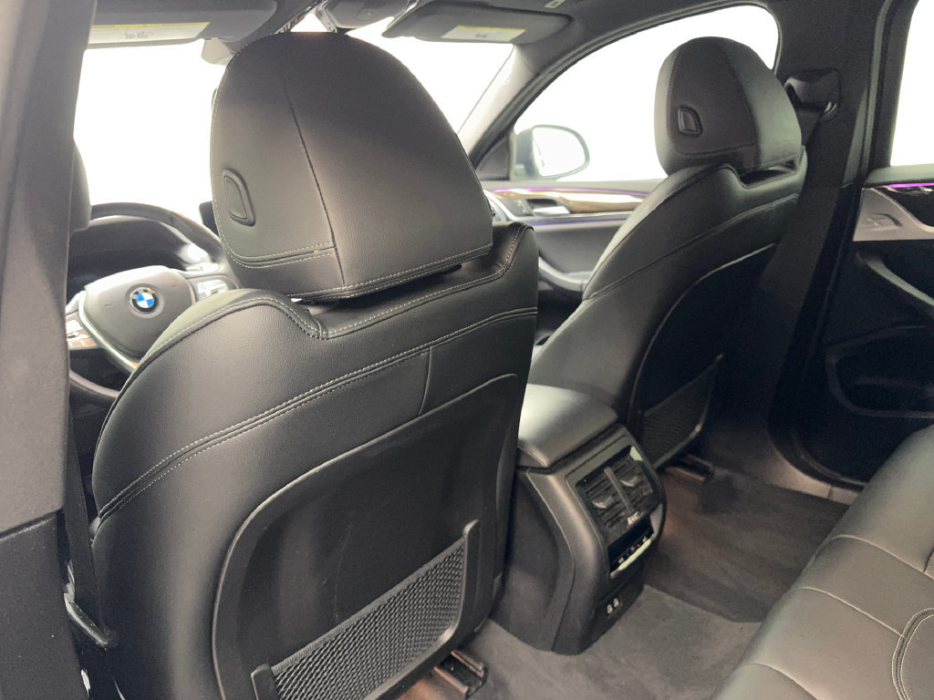 Used 2024 BMW X4 xDrive30i AWD/4WD image 37
