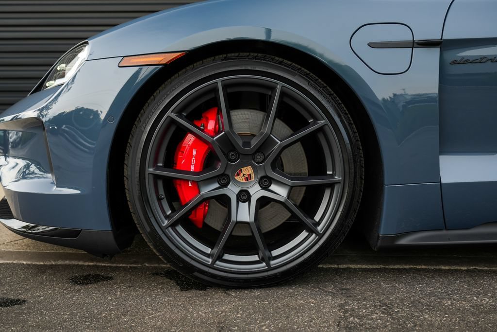 New 2026 Porsche Taycan GTS AWD/4WD image 11