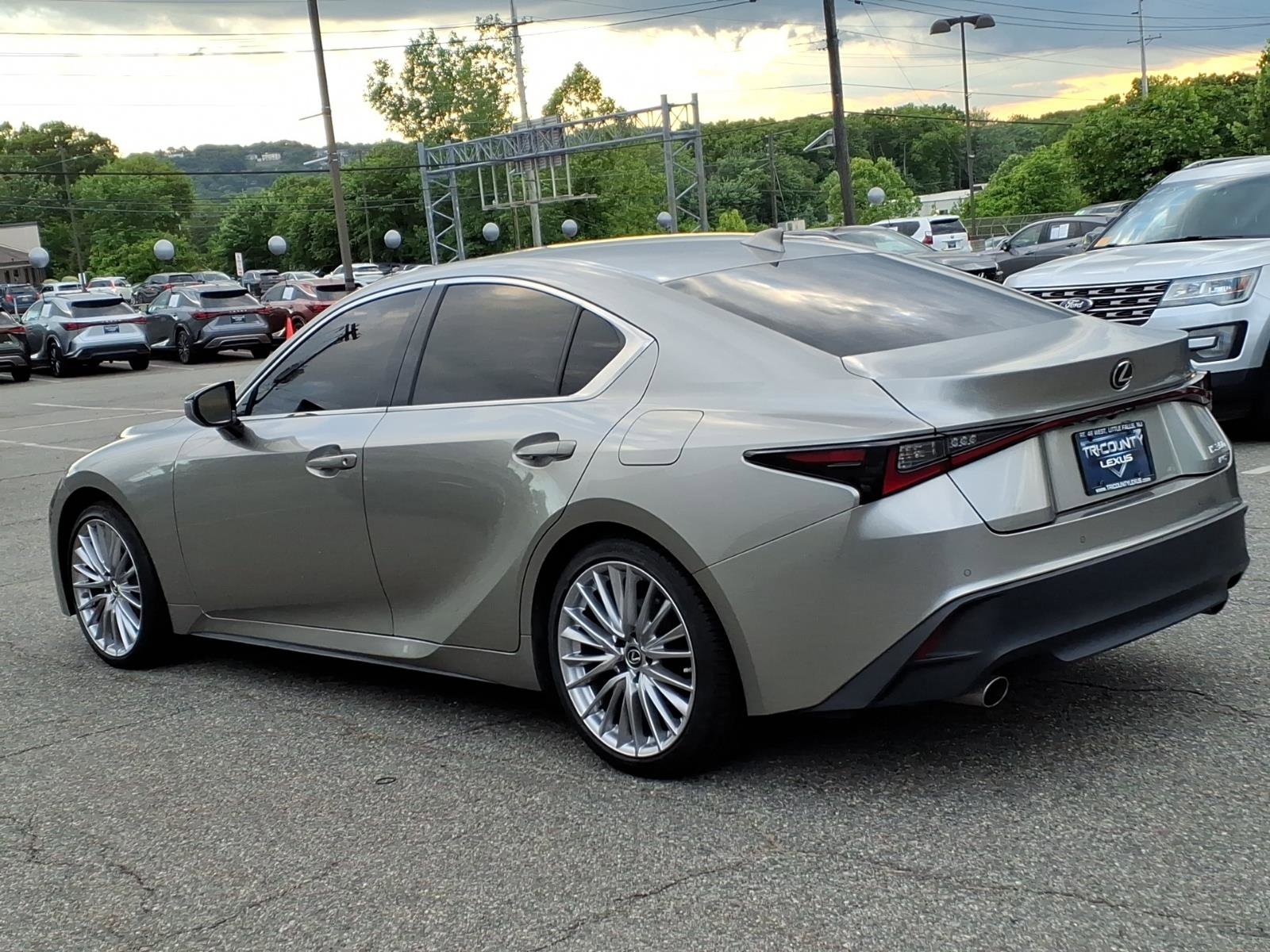Certified 2022 Lexus IS 300 AWD w/ Premium Package image 5