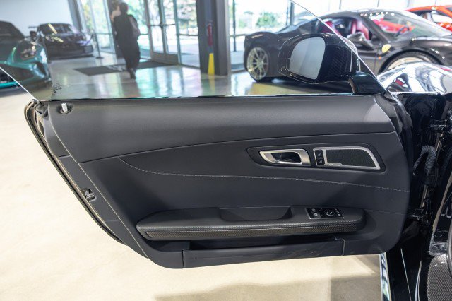Used 2018 Mercedes-Benz AMG GT R image 31