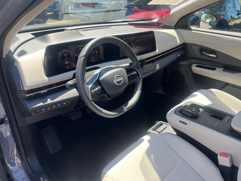 Used 2024 Nissan Ariya AWD image 6