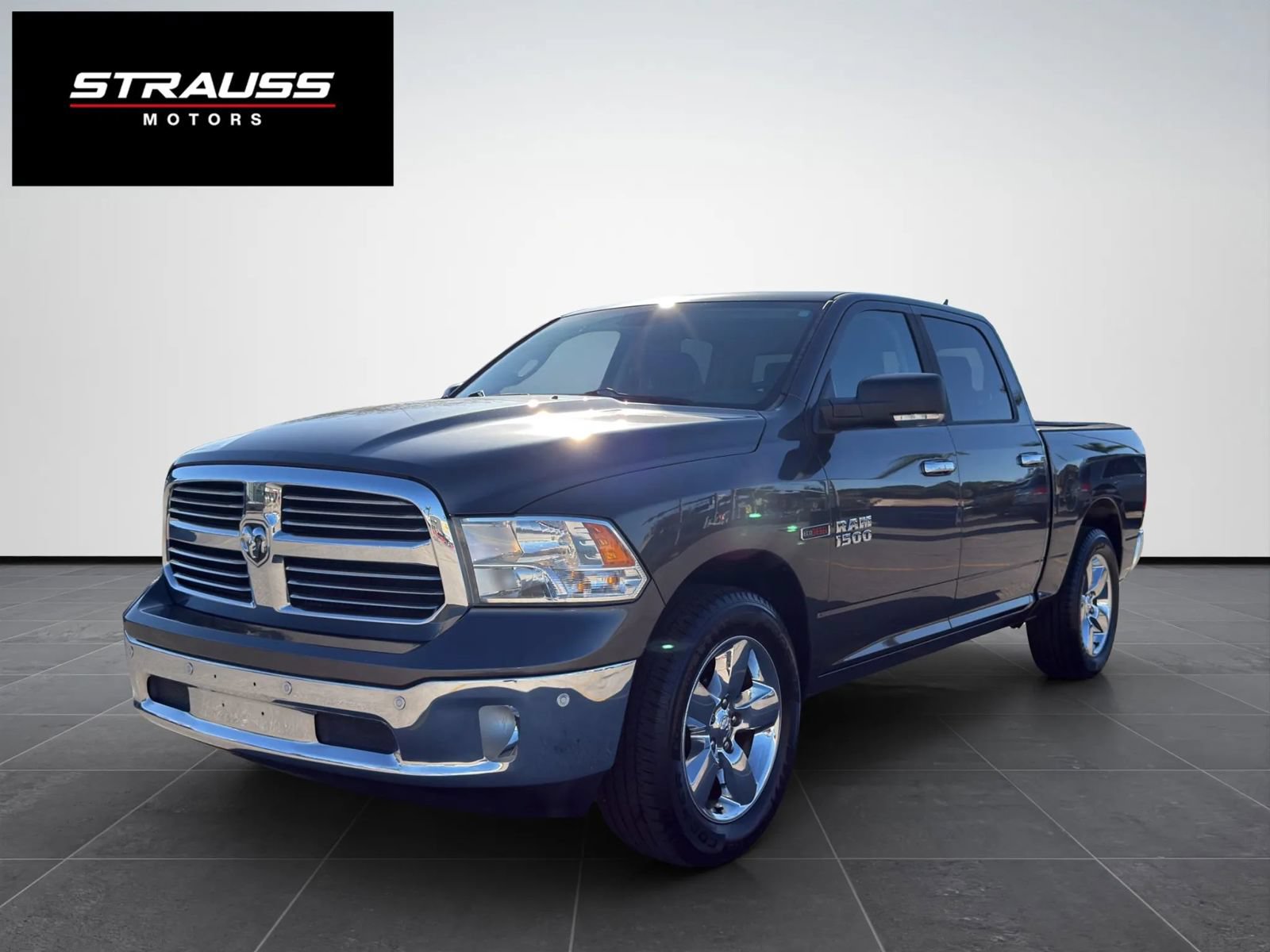 Used 2015 RAM 1500 Big Horn RWD image 4