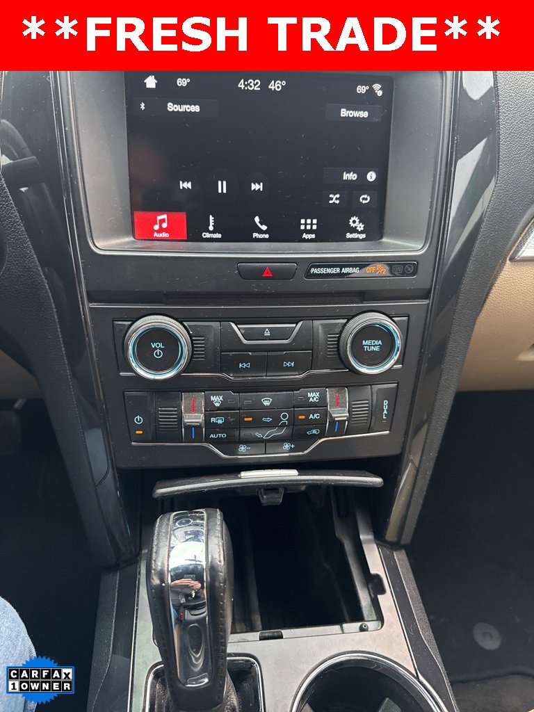 Used 2017 Ford Explorer XLT w/ Equipment Group 201A image 10