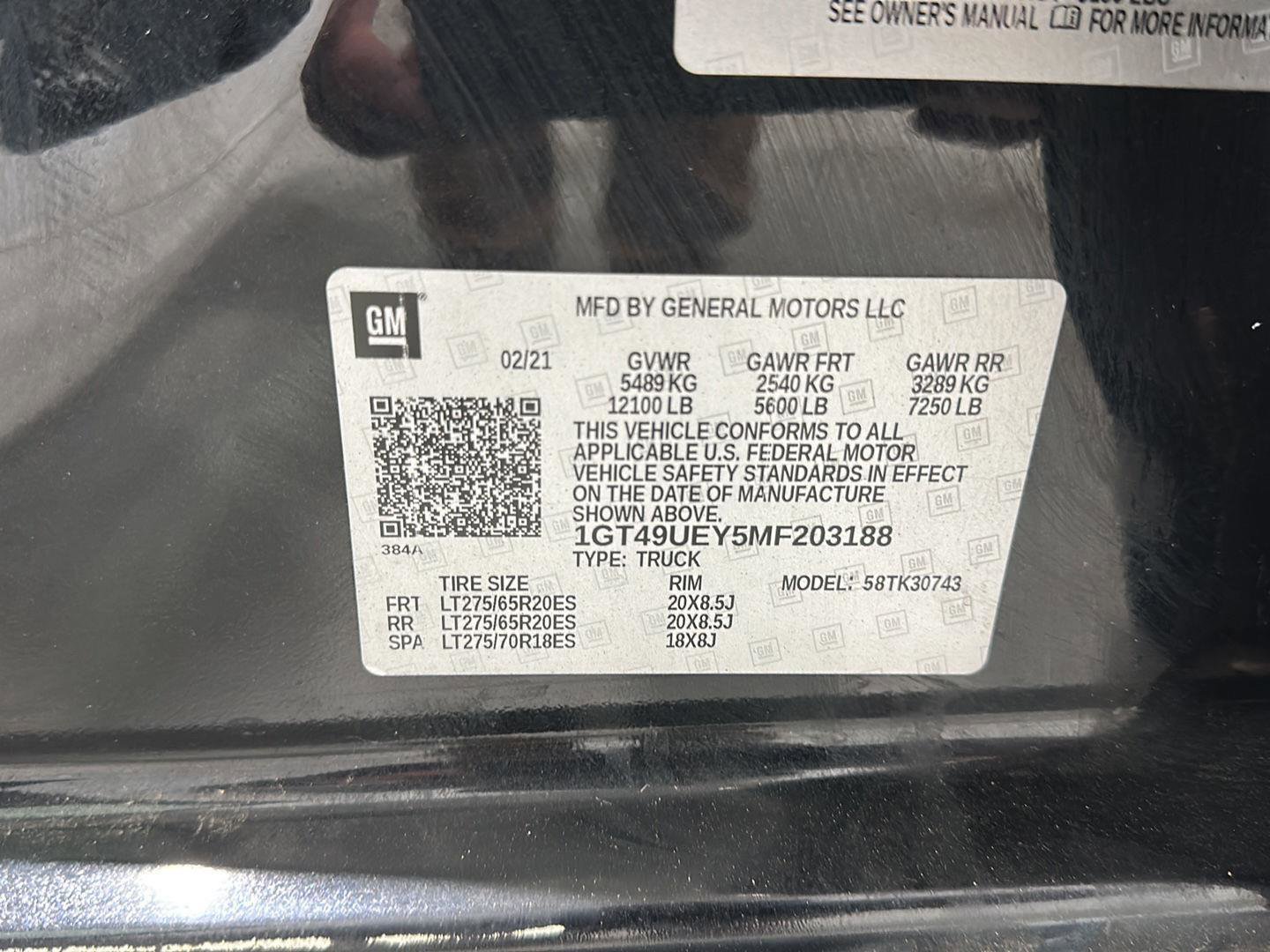 Used 2021 GMC Sierra 3500 SLT w/ SLT Premium Package image 32