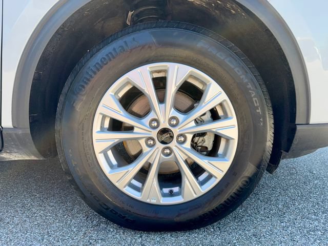 Used 2025 Ford Escape Active AWD/4WD image 32