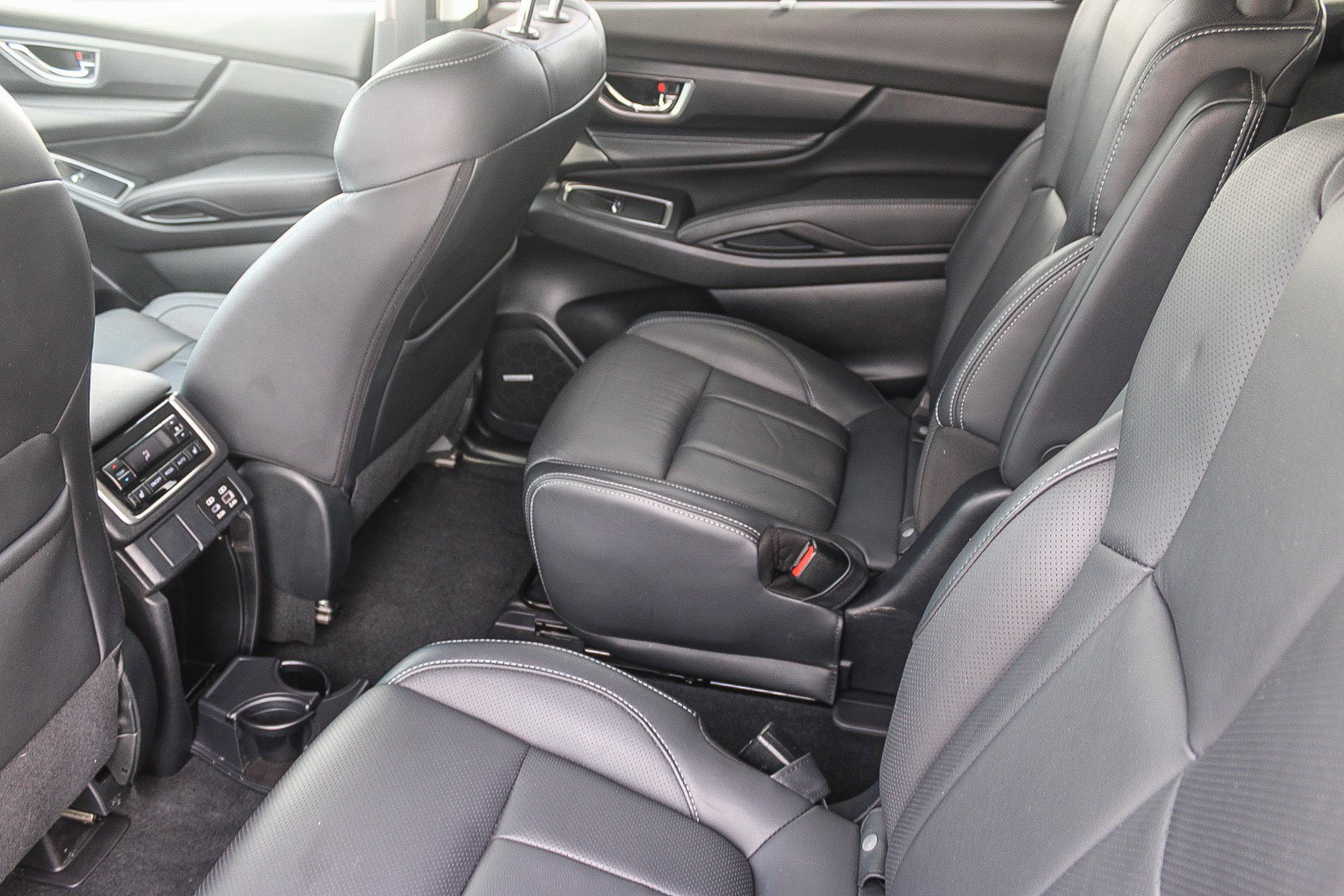 Used 2023 Subaru Ascent Limited w/ Technology Package image 19
