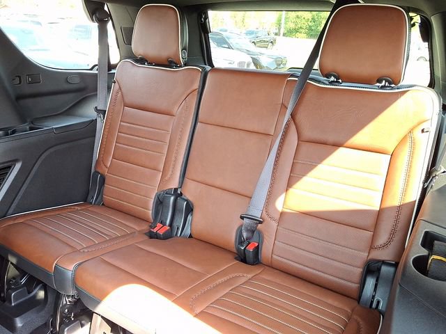 Used 2024 GMC Yukon Denali Ultimate image 9
