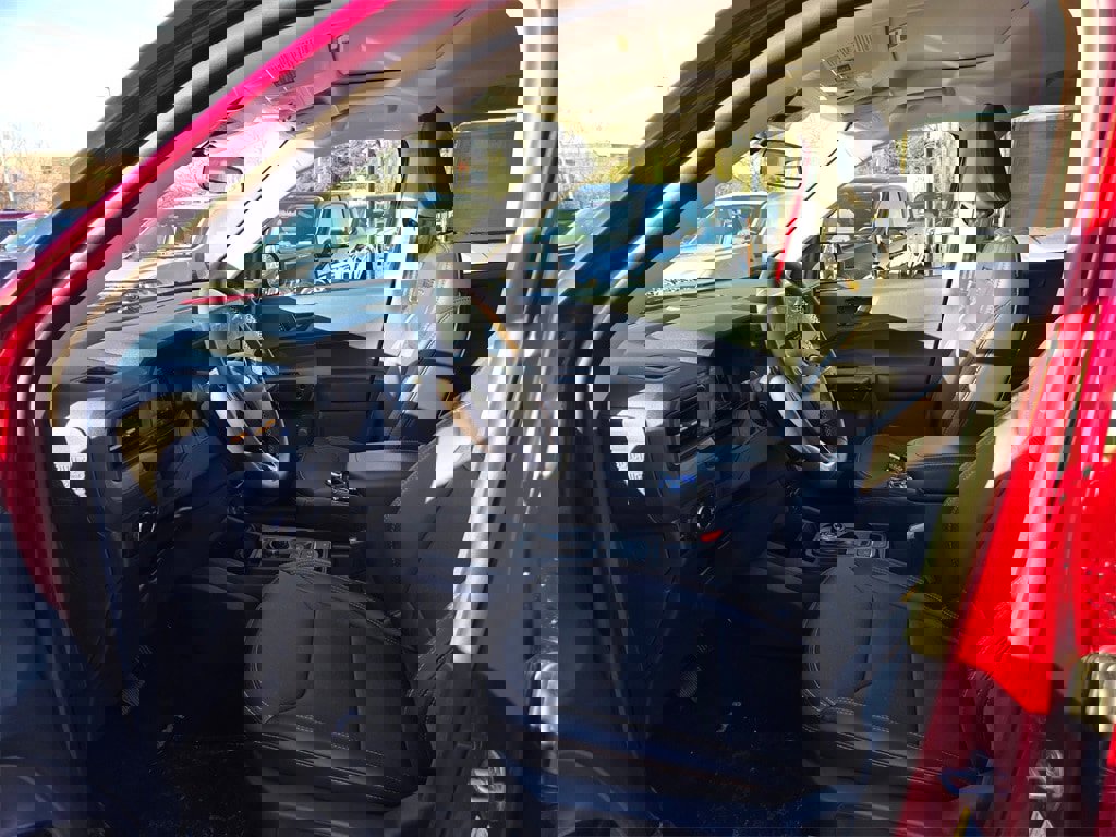 New 2026 Ford Maverick Tremor image 9