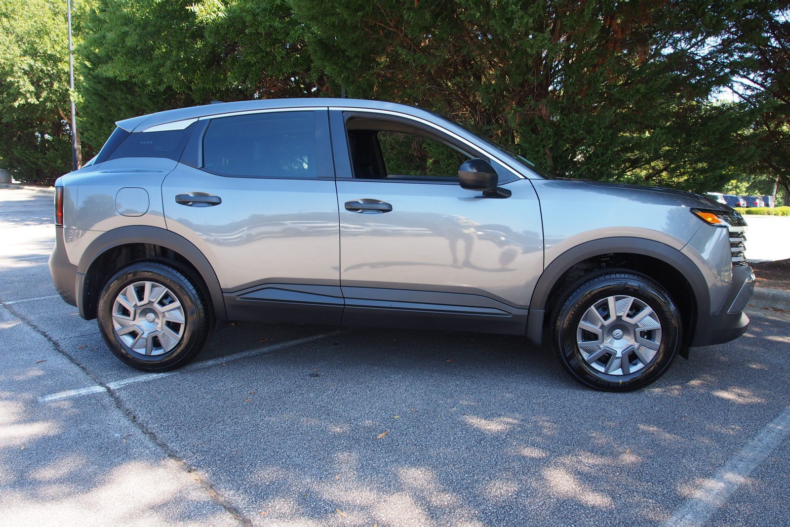 New 2027 Nissan Kicks S FWD image 8