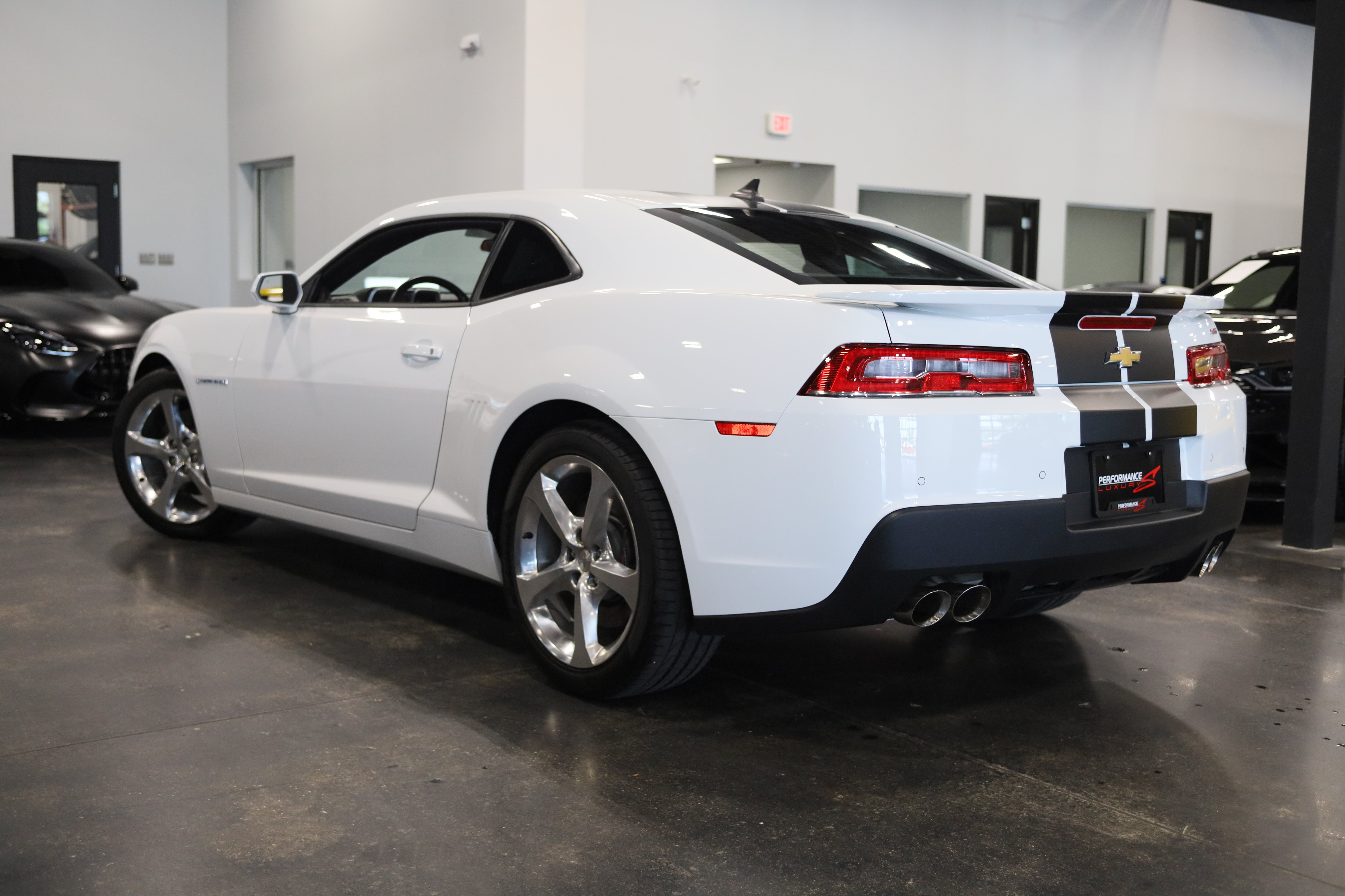 Used 2015 Chevrolet Camaro SS w/ RS Package RWD image 4