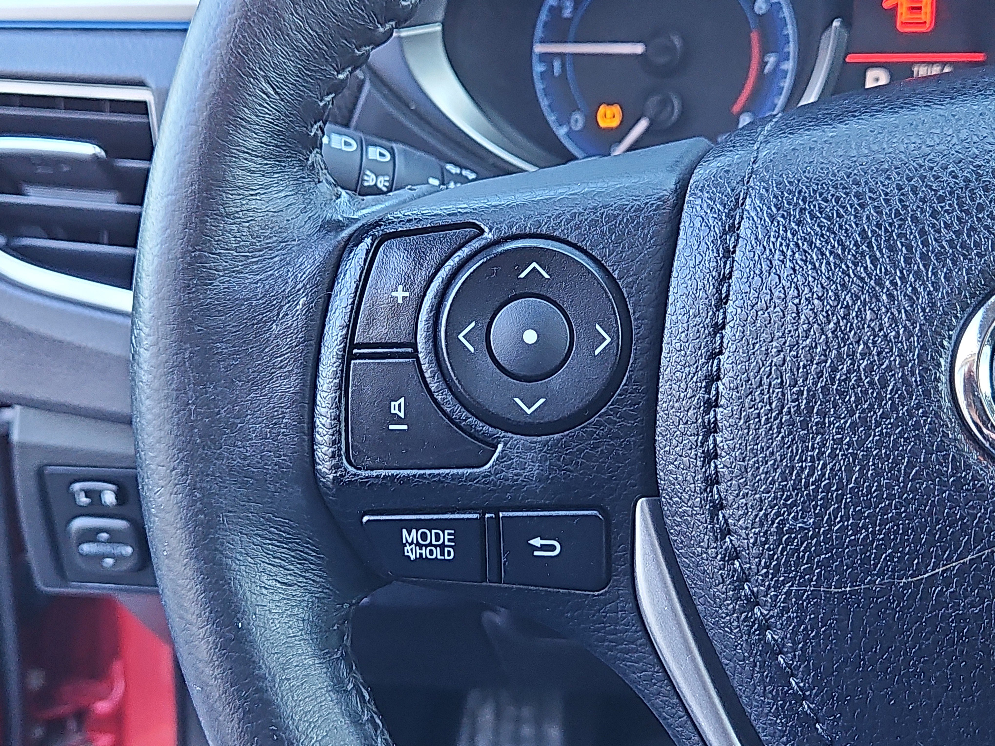 Used 2014 Toyota Corolla S image 13