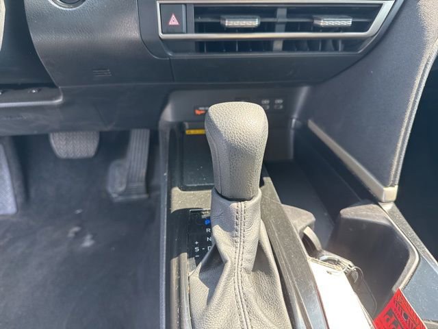 Used 2025 Toyota Camry LE FWD image 8