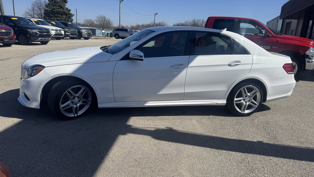 Used 2014 Mercedes-Benz E 350 4MATIC Sedan image 5