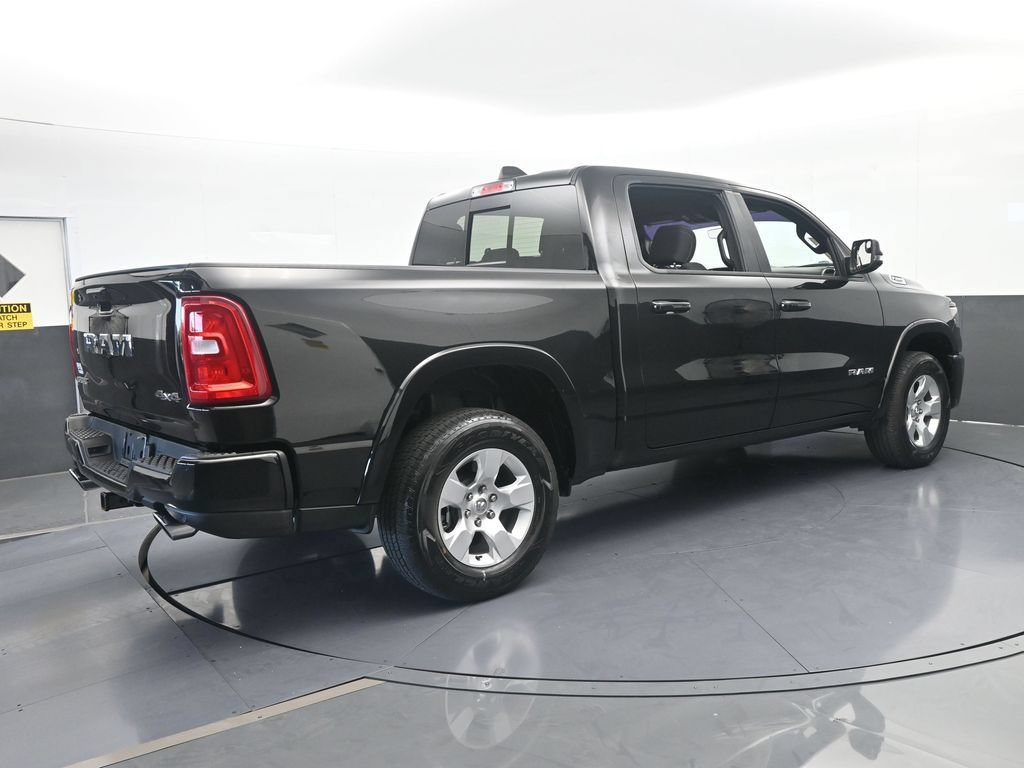 Used 2025 RAM 1500 Big Horn AWD/4WD image 6